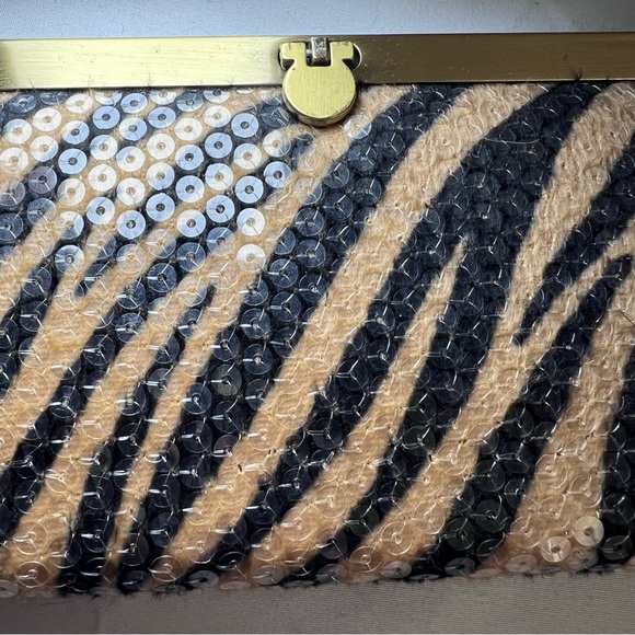 Depeche Mode NY sequin leopard print wallet clutch - Picture 9 of 10